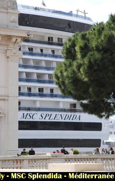 MSC Splendida - Genes (132).jpg